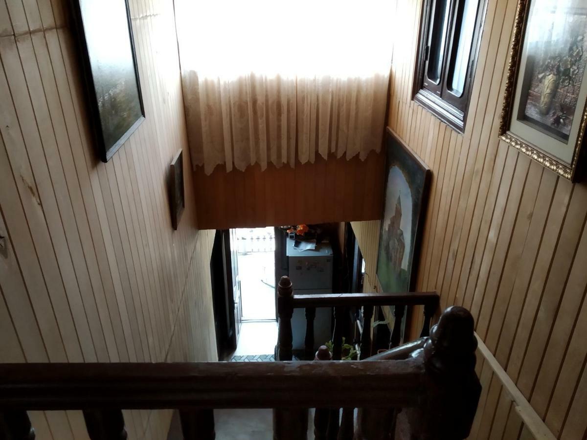 Downtown Guest House Kutaisi Exterior foto